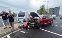 Kocaeli’de hastane otoparkında kaza